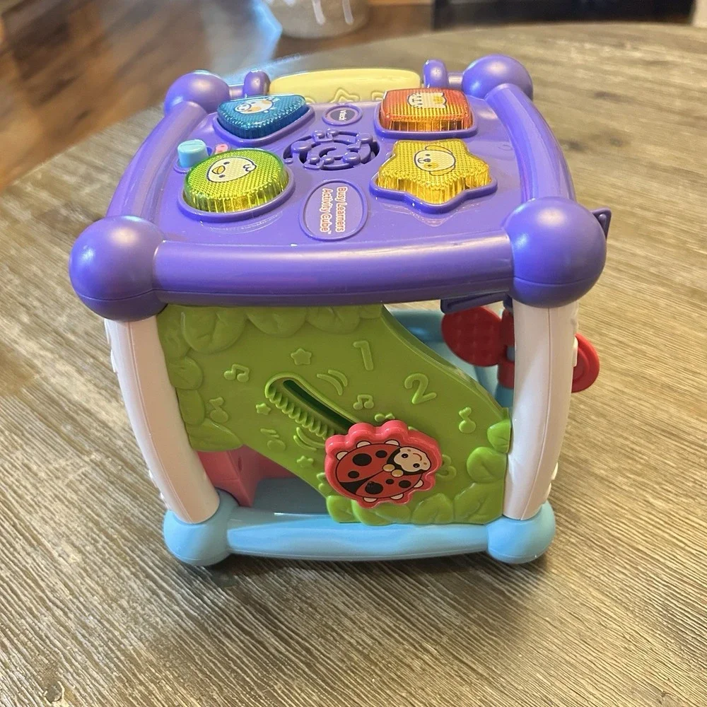 Vtech Busy Learners Activity Cube Educational Light Up Sound‎ Toy Purple Works!
